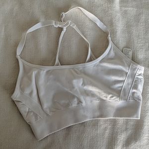 White under armour sports bra